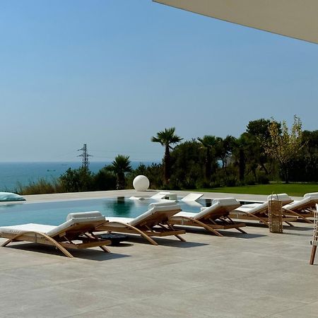 Villa Esmi Durres Kryemëdhej Екстериор снимка