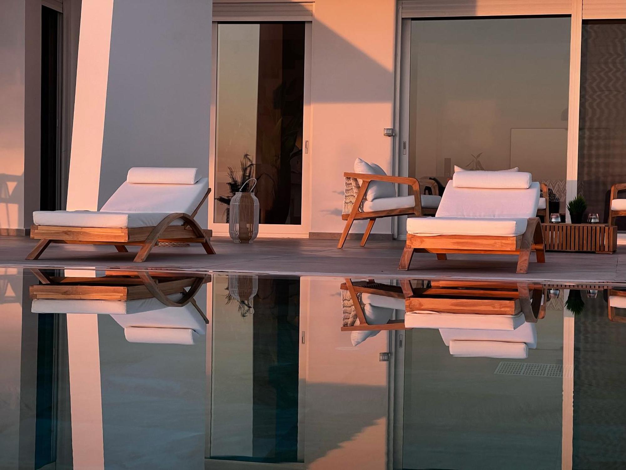 Villa Esmi Durres Kryemëdhej Екстериор снимка