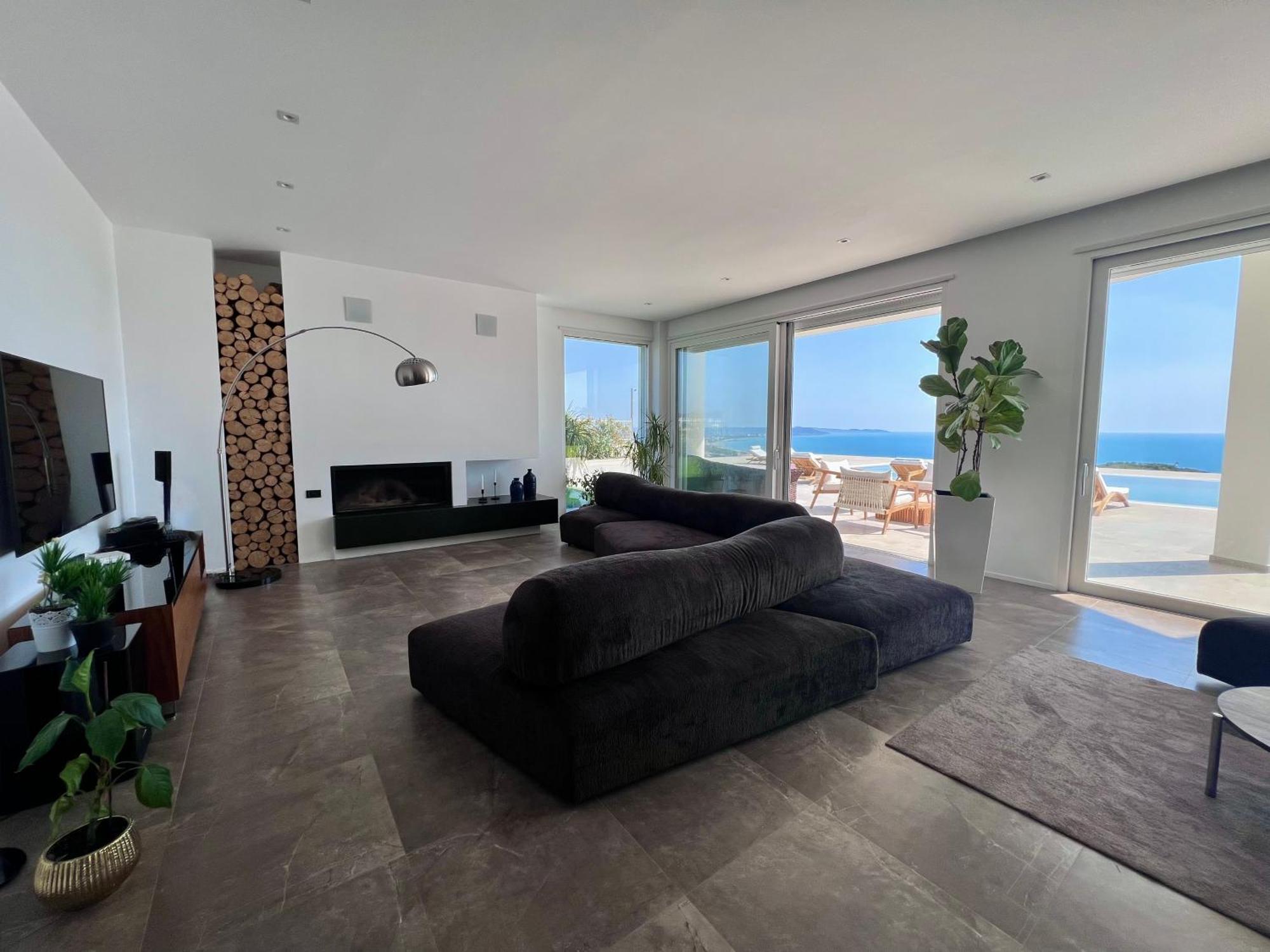 Villa Esmi Durres Kryemëdhej Екстериор снимка