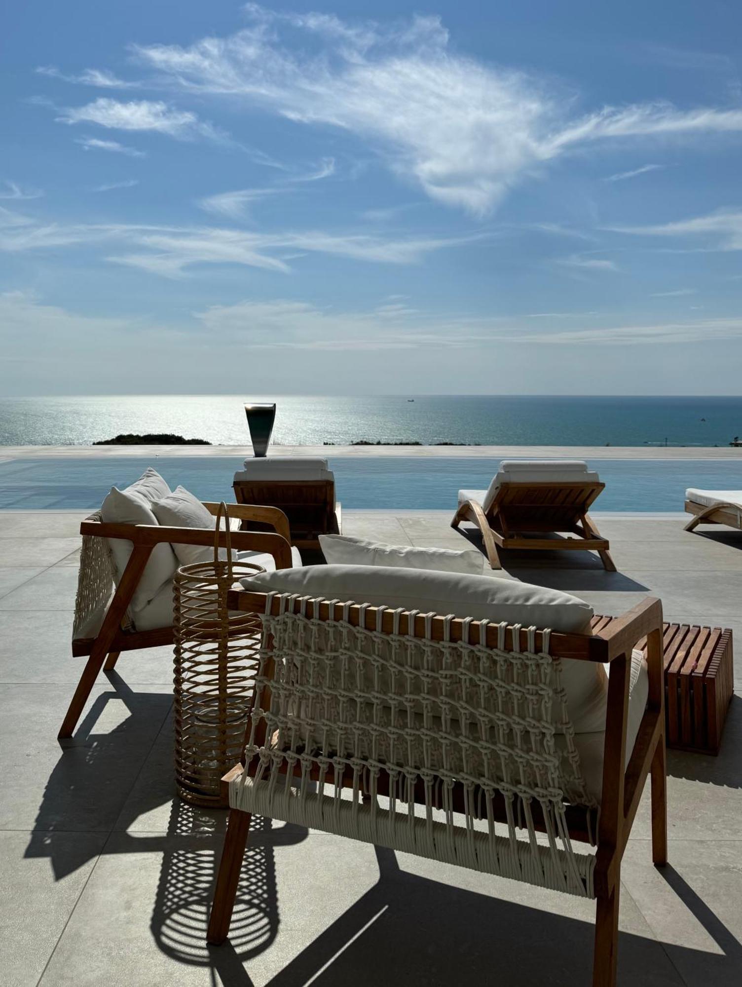Villa Esmi Durres Kryemëdhej Екстериор снимка