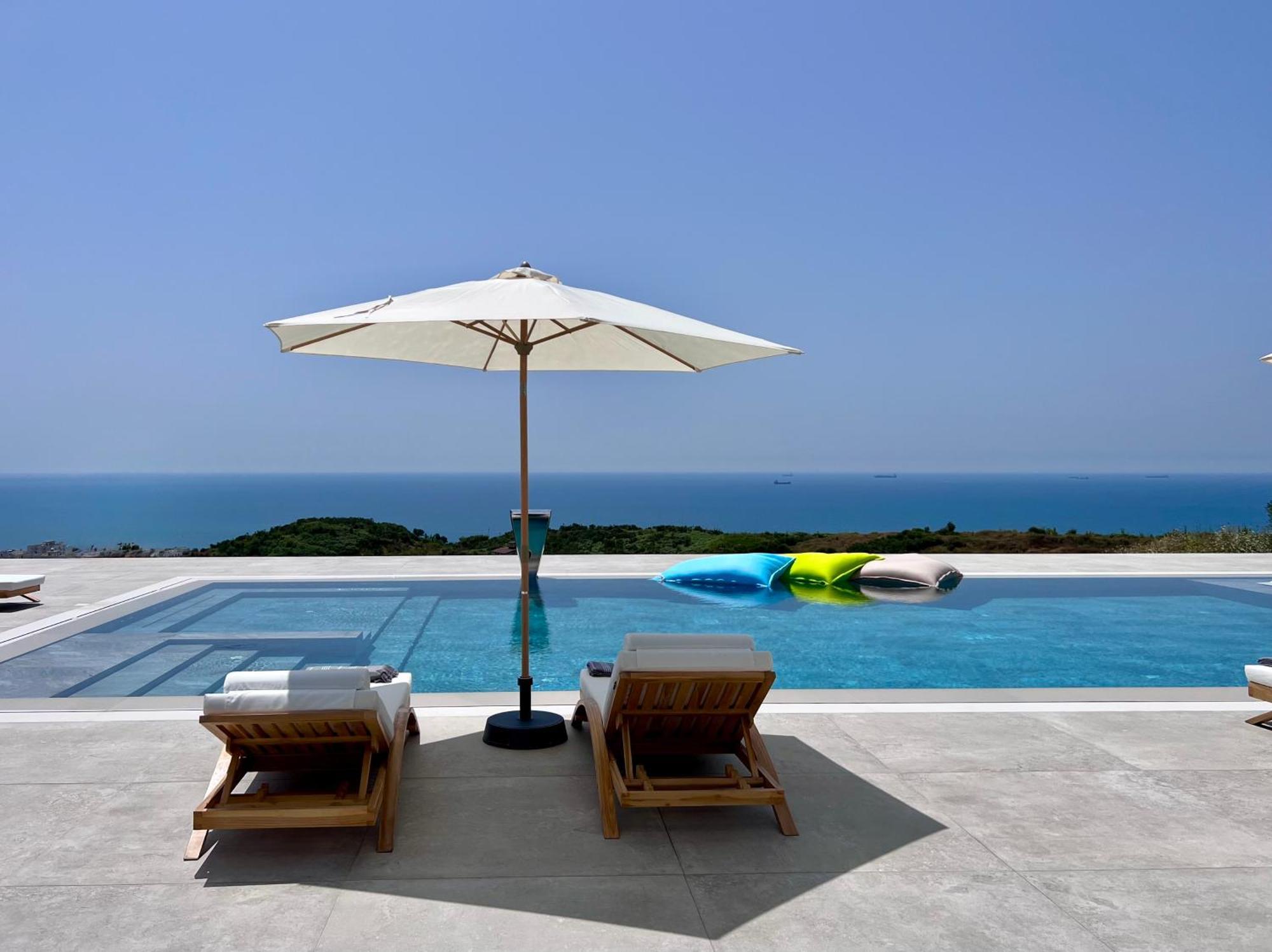 Villa Esmi Durres Kryemëdhej Екстериор снимка