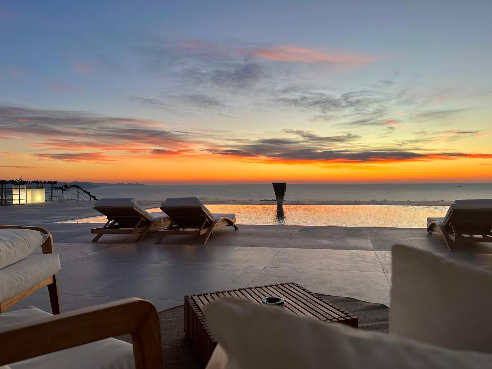 Villa Esmi Durres Kryemëdhej Екстериор снимка